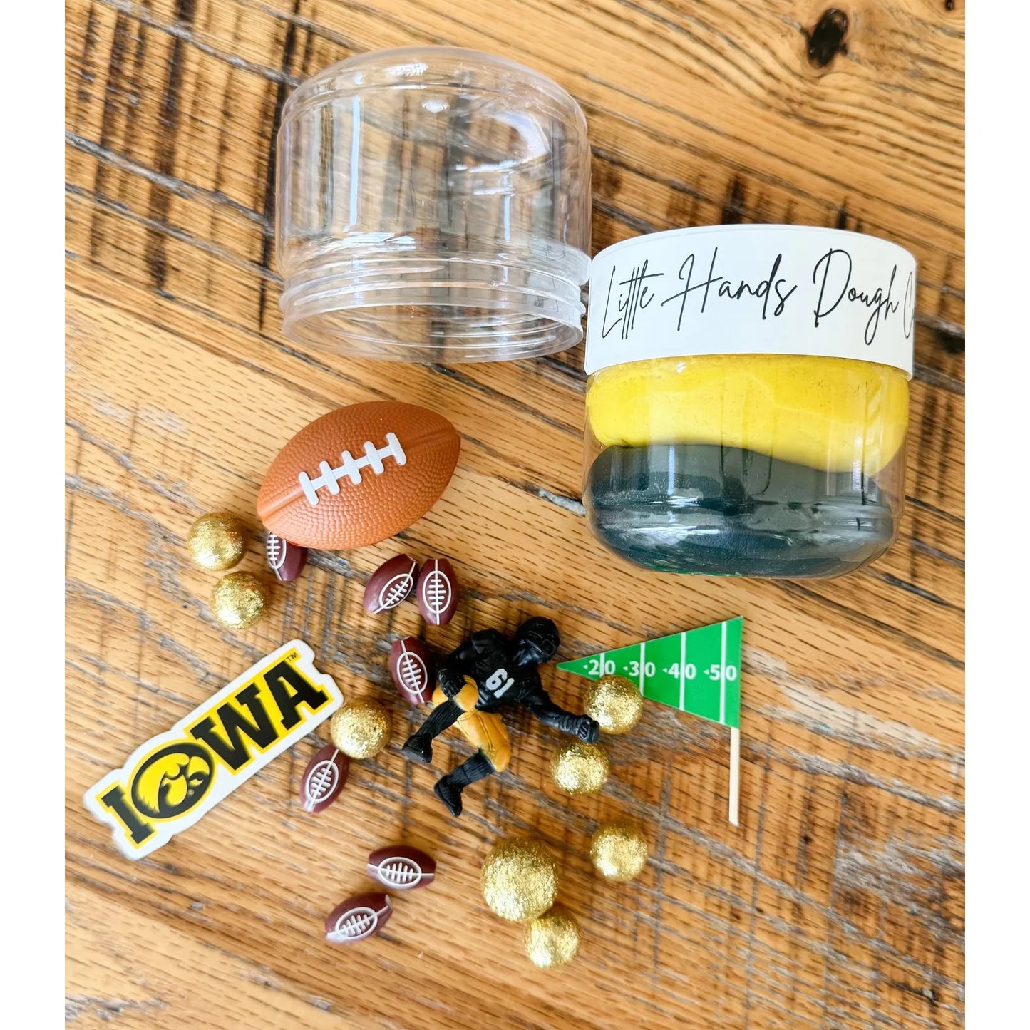 Play Dough To-Go Jars