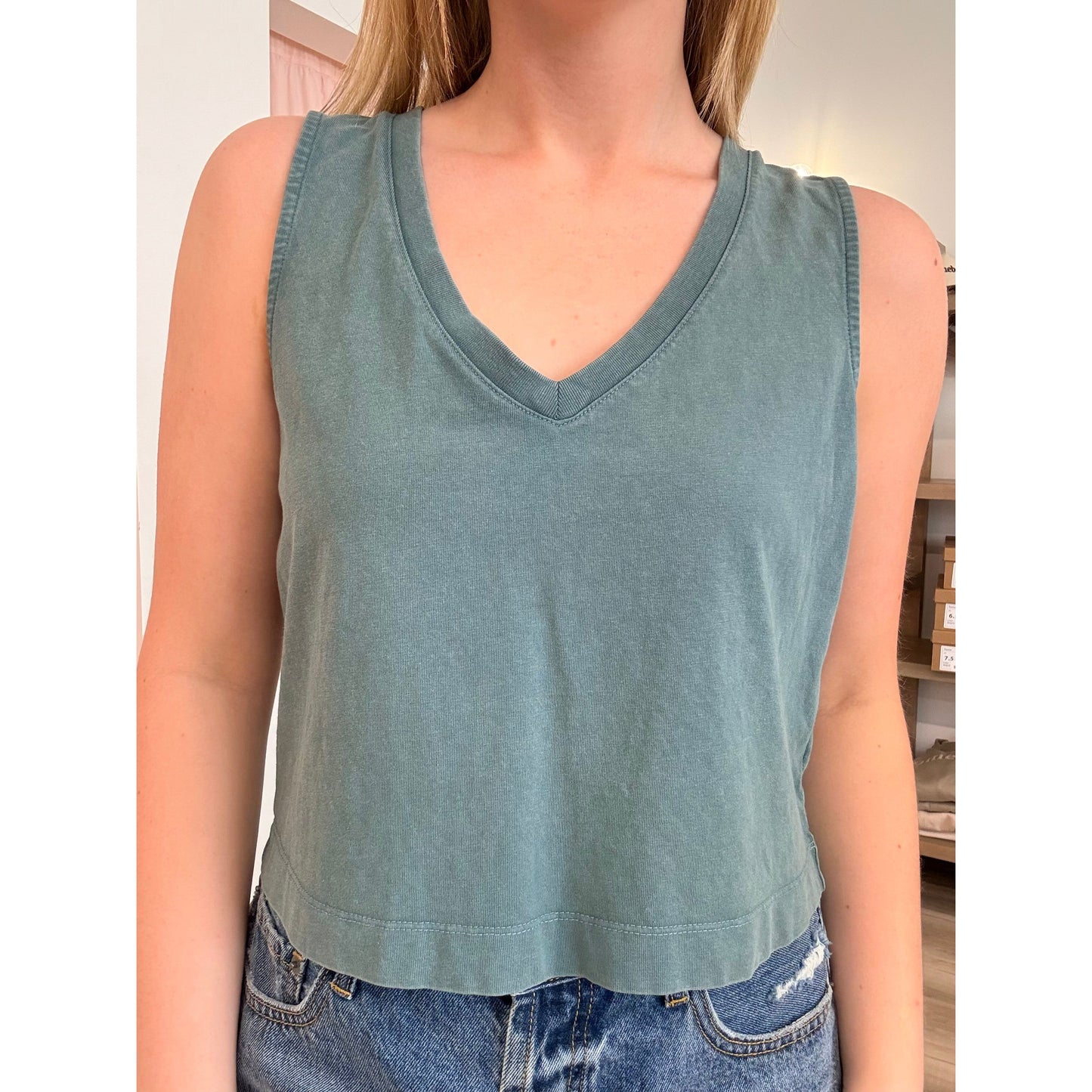 Z Supply Sloane V-Neck Top – Emerald Cove