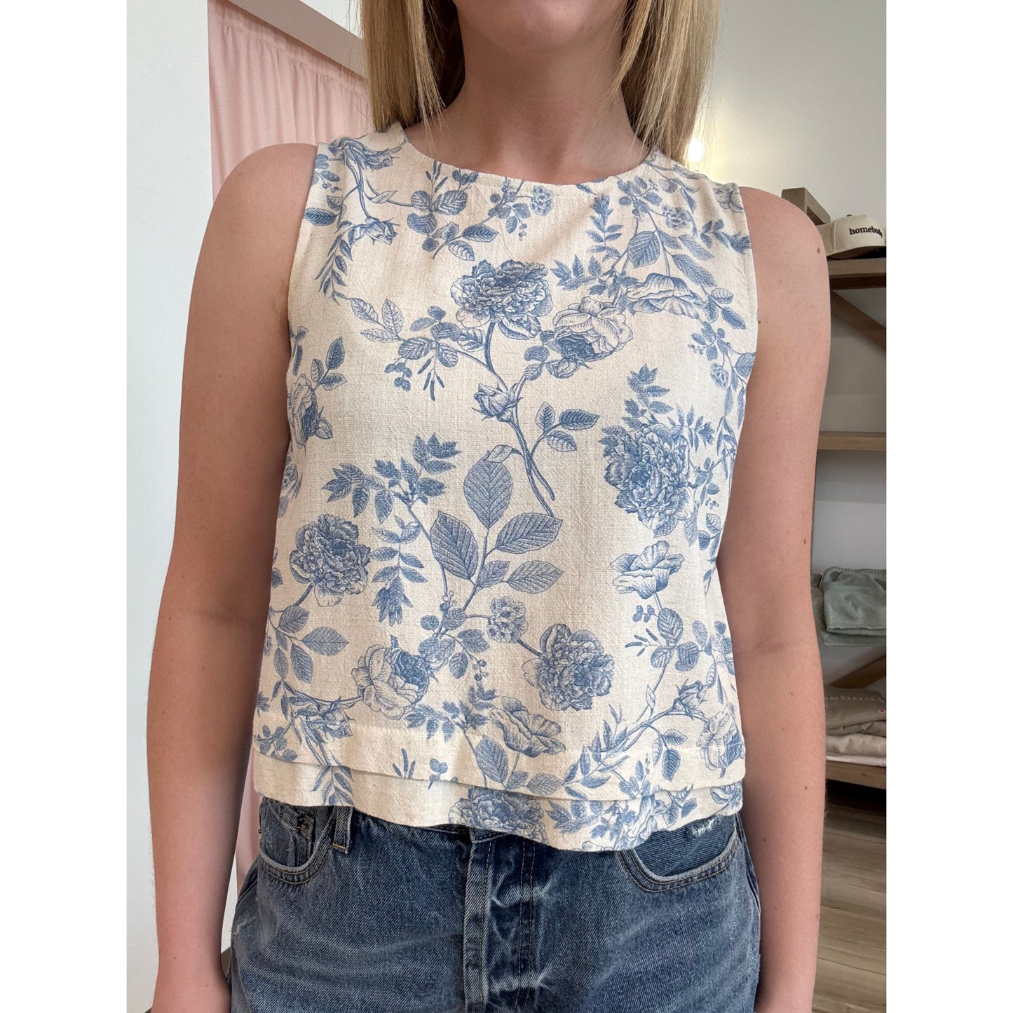 Hydrangea Lane Tank