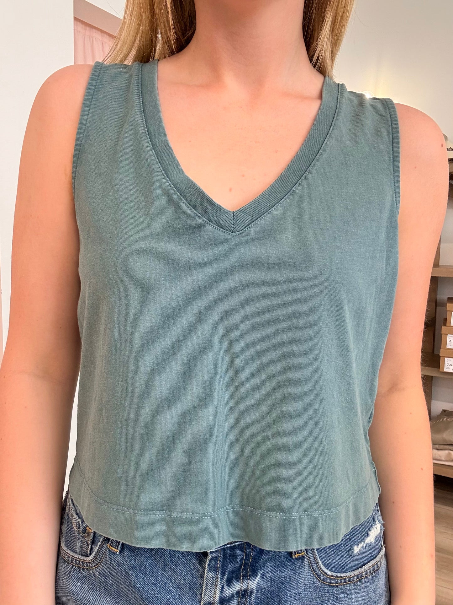 Z Supply Sloane V-Neck Top – Emerald Cove