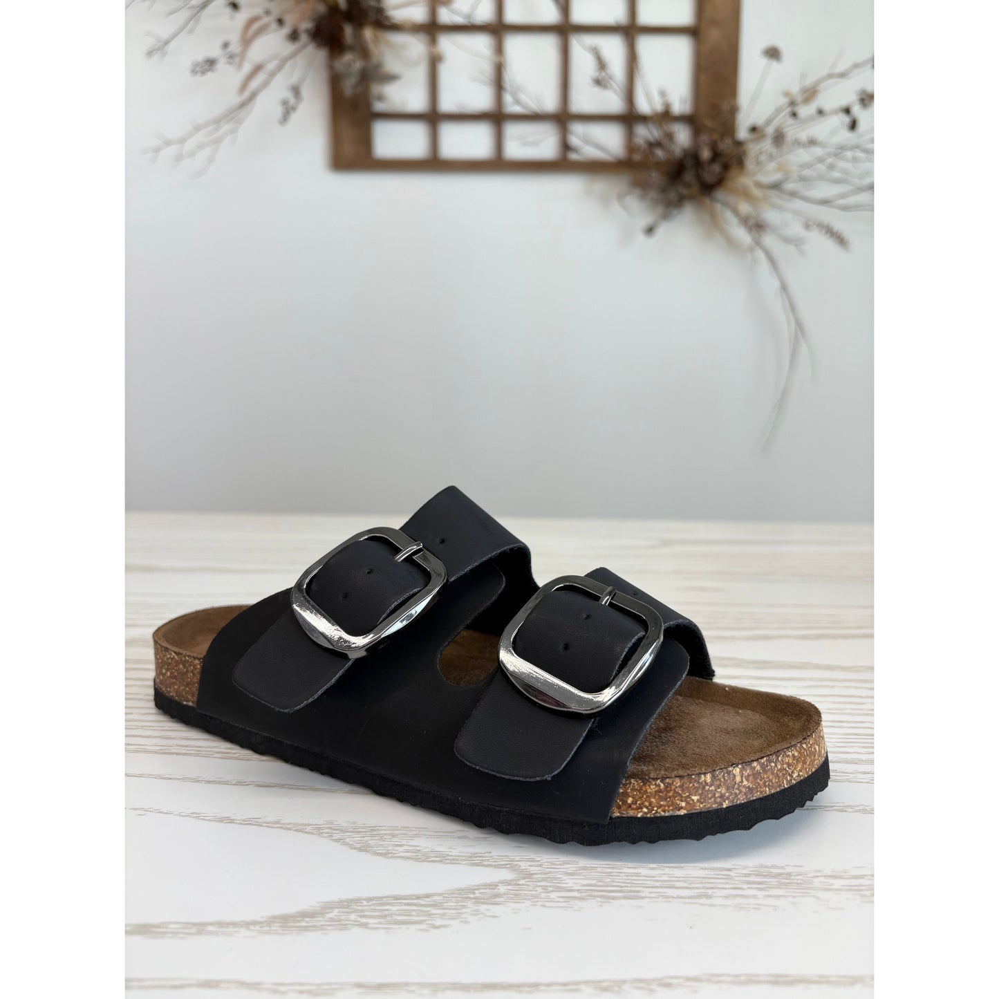Bold Buckle Slide Sandal – Black