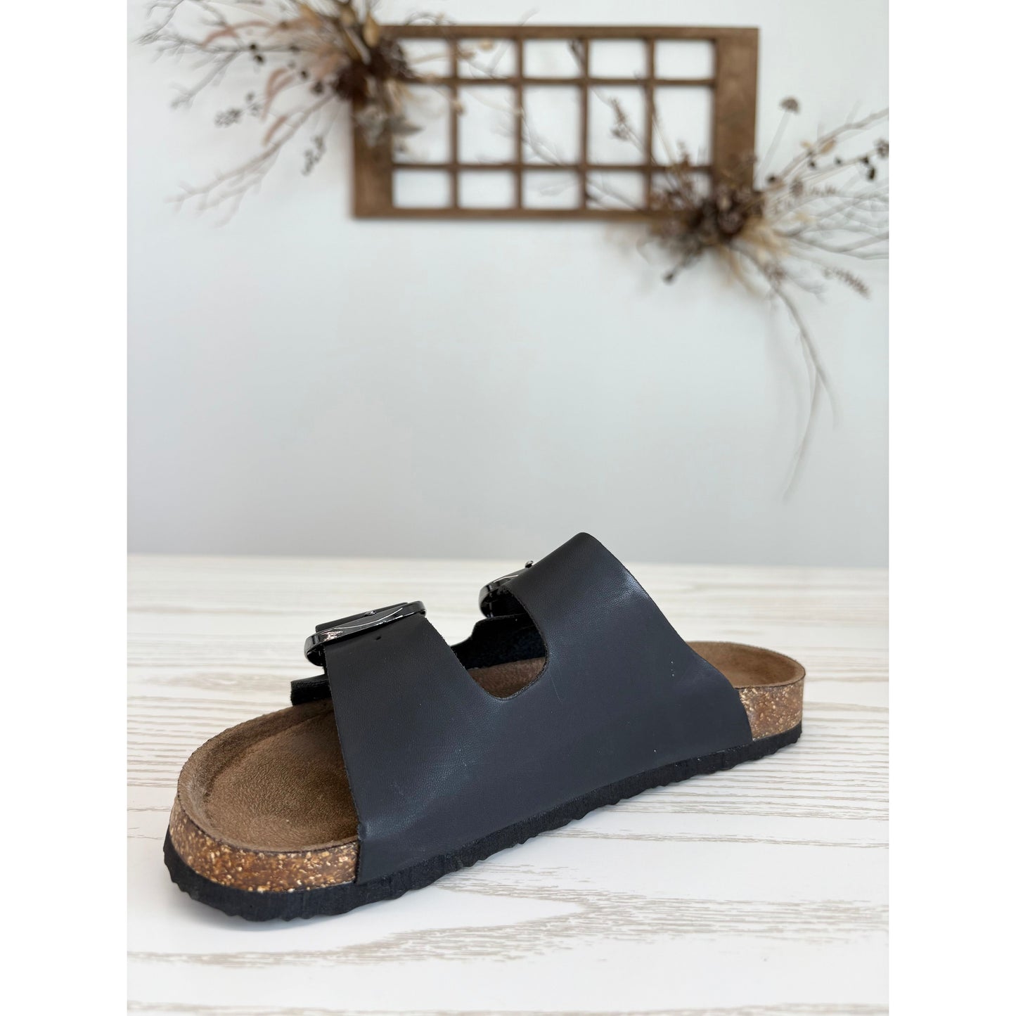 Bold Buckle Slide Sandal – Black