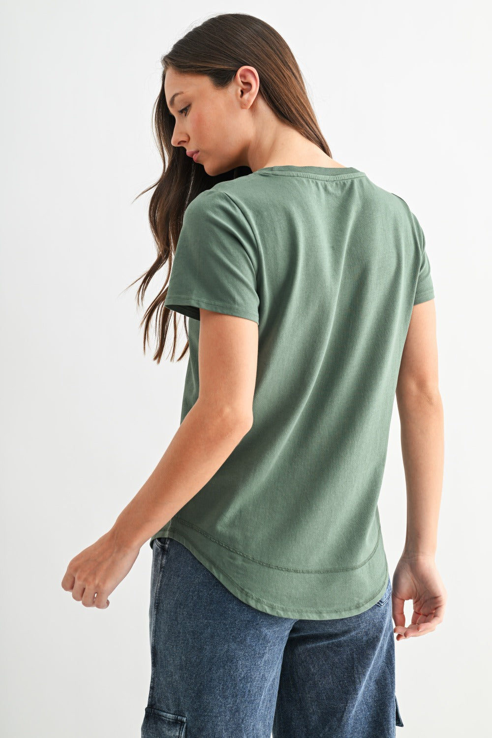 Essential Curved Hem Tee
