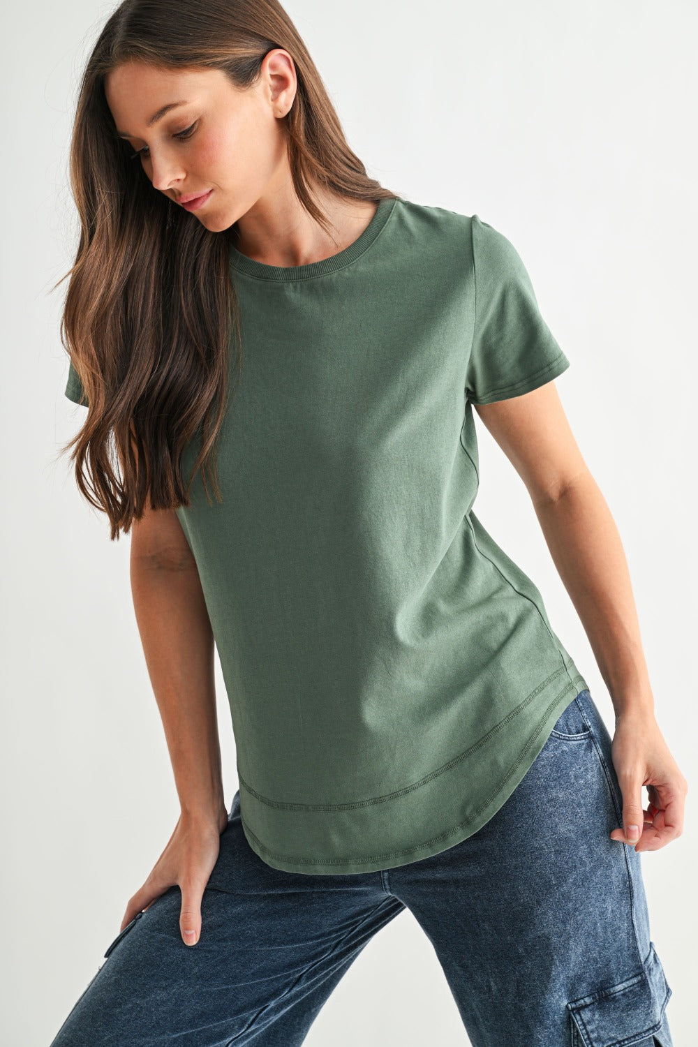 Essential Curved Hem Tee